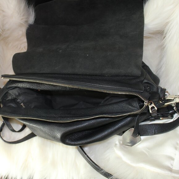 RUDSAK Pebbled Leather Flap Zip Closure Pockets Shoulder Messenger Black Bag - Picture 6 of 9